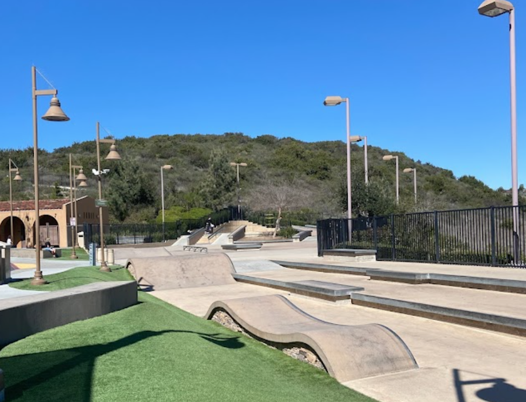 Alga Norte Skatepark Scooter — Camp ROYAL