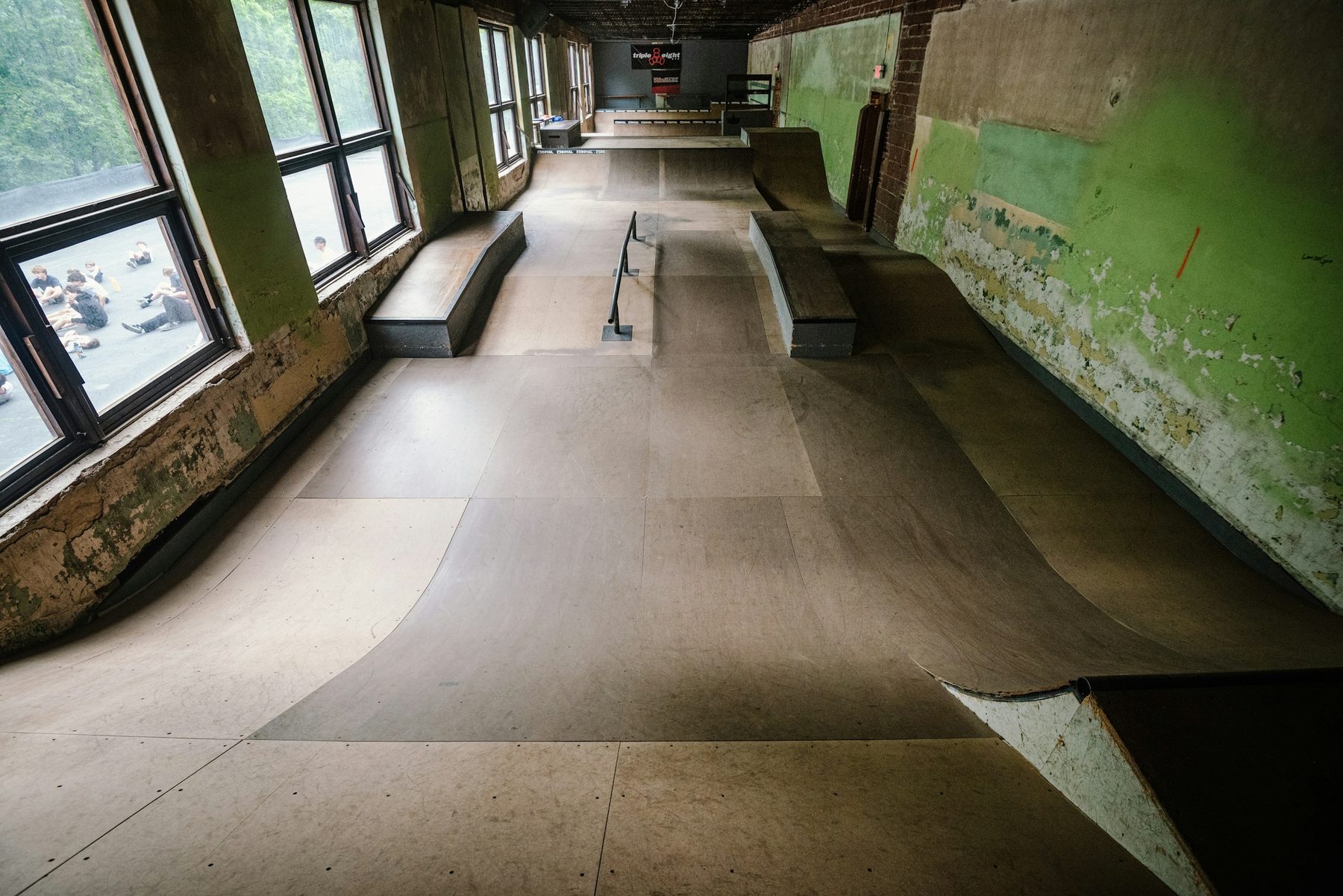 Mini Spine Room Rail Quarter Pipe — Camp ROYAL